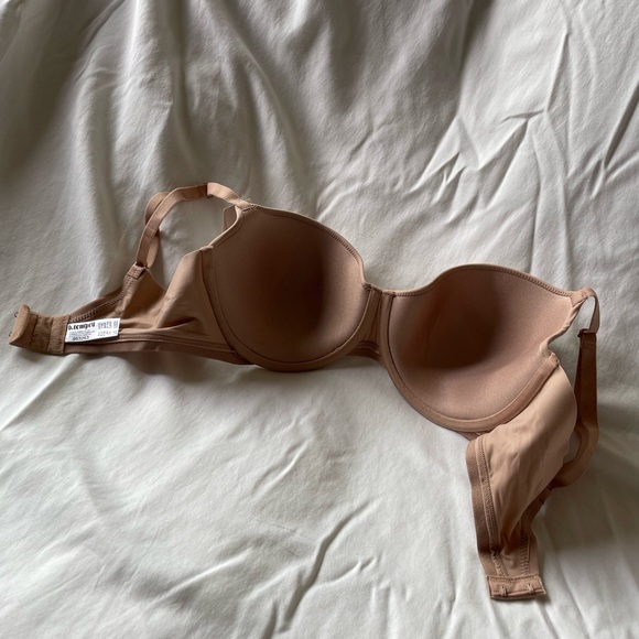B. tempt'd by Wacoal Nearly Nothing T-Shirt Bra 32DD - Picture 3 of 4